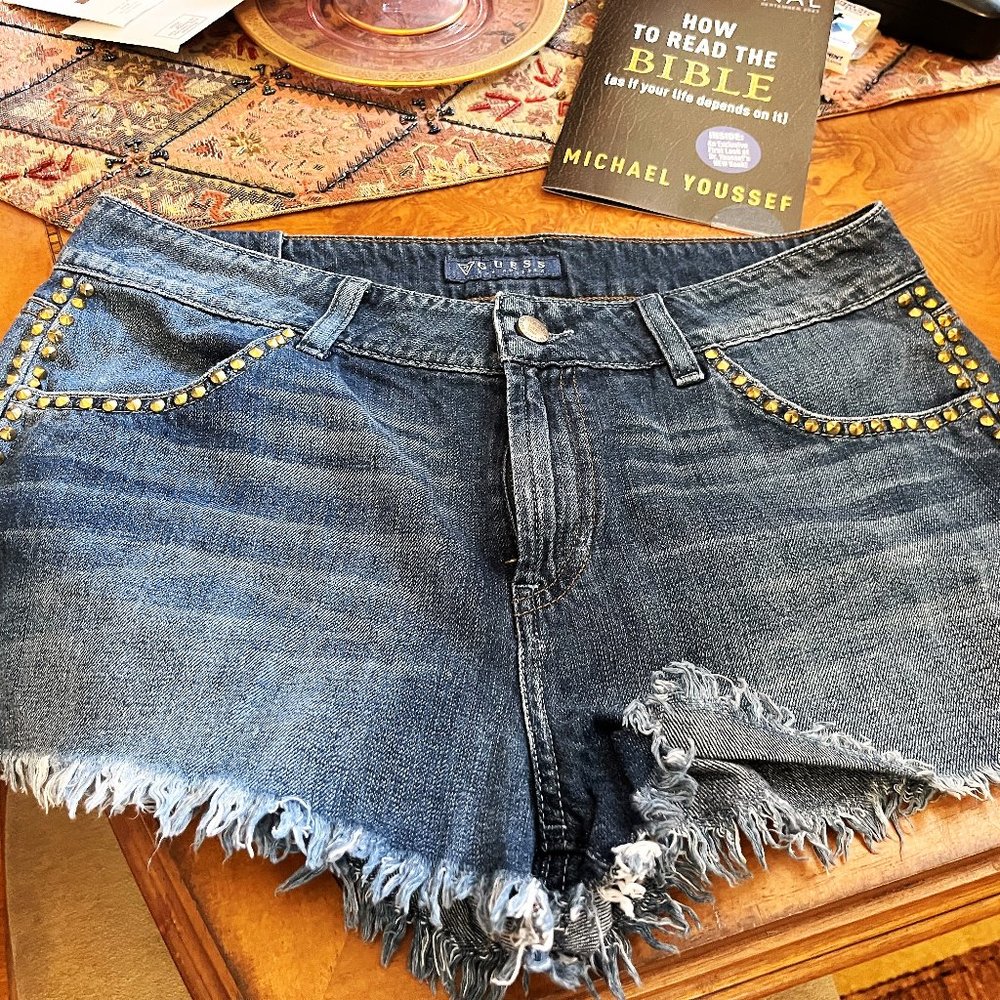 Guess studded jean shorts mid rise SZ 29